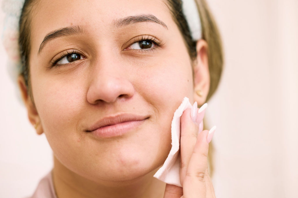 Making Skincare Easier with Facial Towelettes